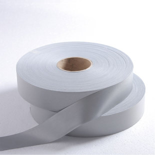 耐水洗、干洗亮银TC时博（中国）布 亮度＞420